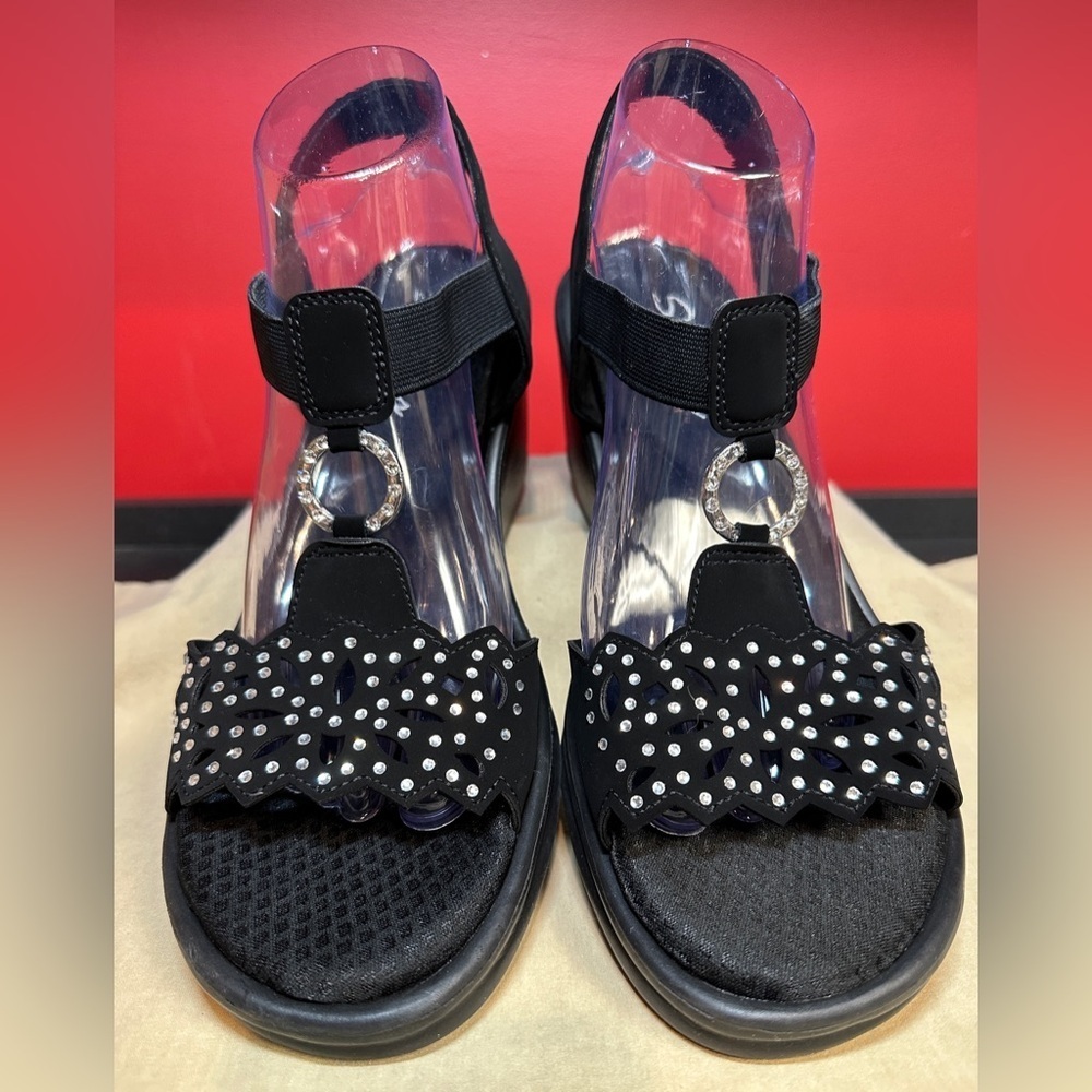 Skechers Pull On Wedge Slingback Sandals Black Rhinestone O-Ring Women’s Size 10
